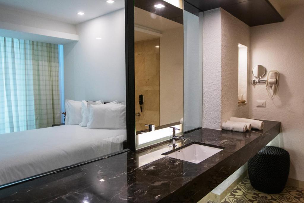 Eurobuilding Hotel & Suites Lecheria Zewnętrze zdjęcie